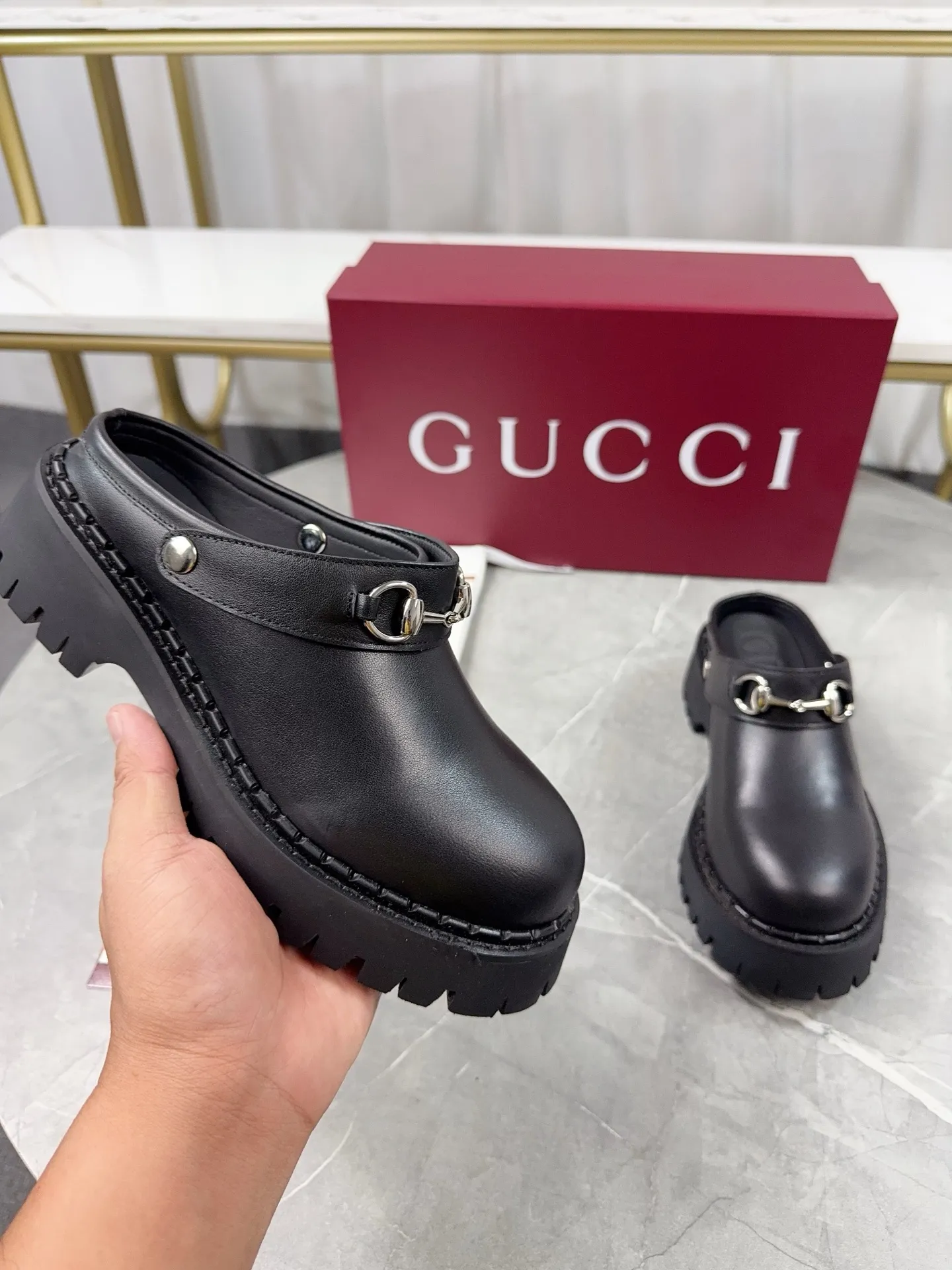 p500🐮🐮Gucci2024 new model, double GG groove thick-soled Loaf platform shoes. The original version is made 1:1. Super beautiful quality, classic model at the counter. ❶Upper: original frosted cowhide ❷Inner lining: water-dyed cowhide ❸Feet: water-dyed cowhide ❹Outsole: ultra-light original sole ❺thick sole heightening: 3.5cn ❻Packing: original packaging ❼Number: Women's 35-42 (41 42 customized, non-returnable) Men's model: 38-46 (45, 46 customized, non-returnable)